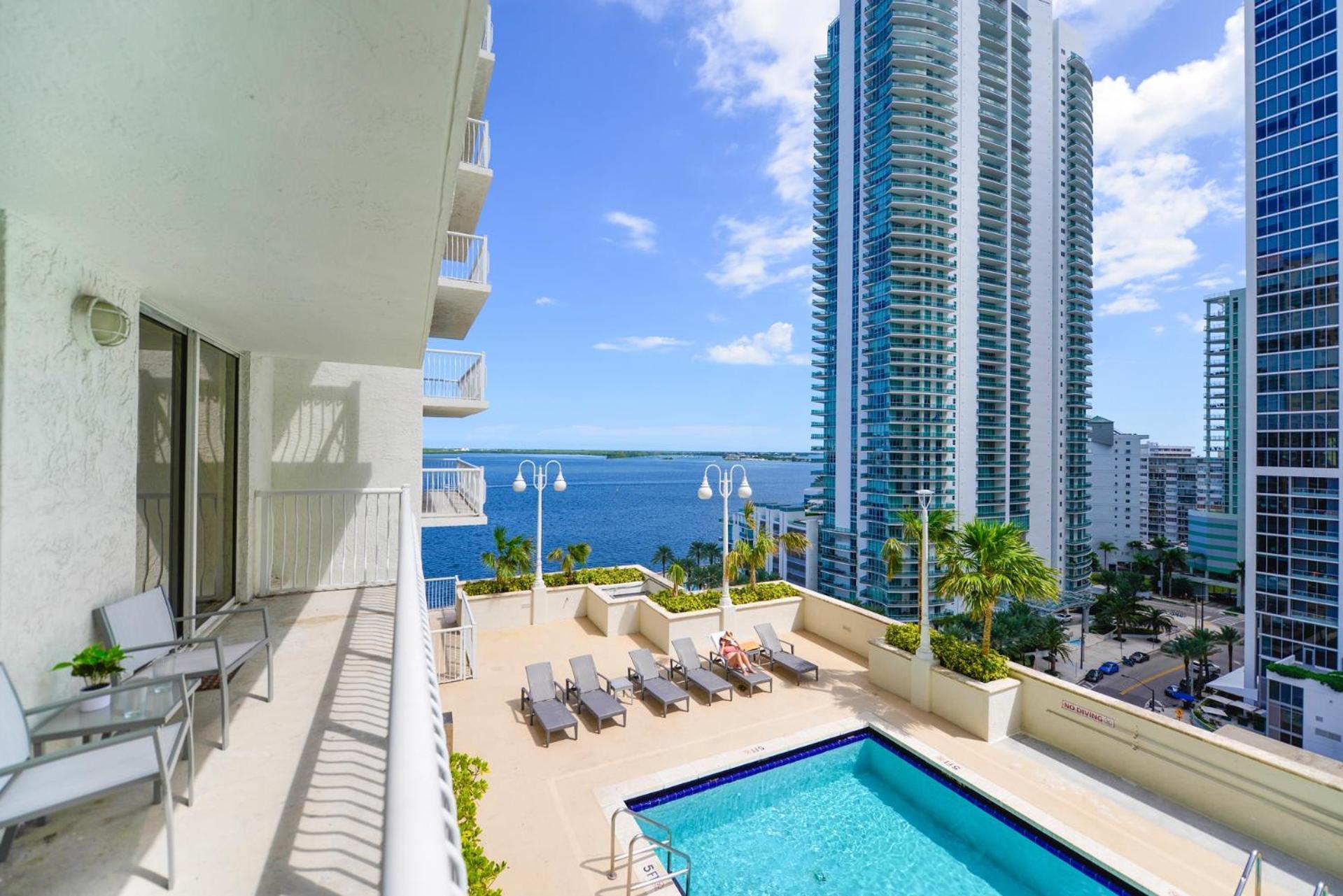 Ocean View Exquisite 1 Bedroom Condo With Free Parking Маямі Екстер'єр фото